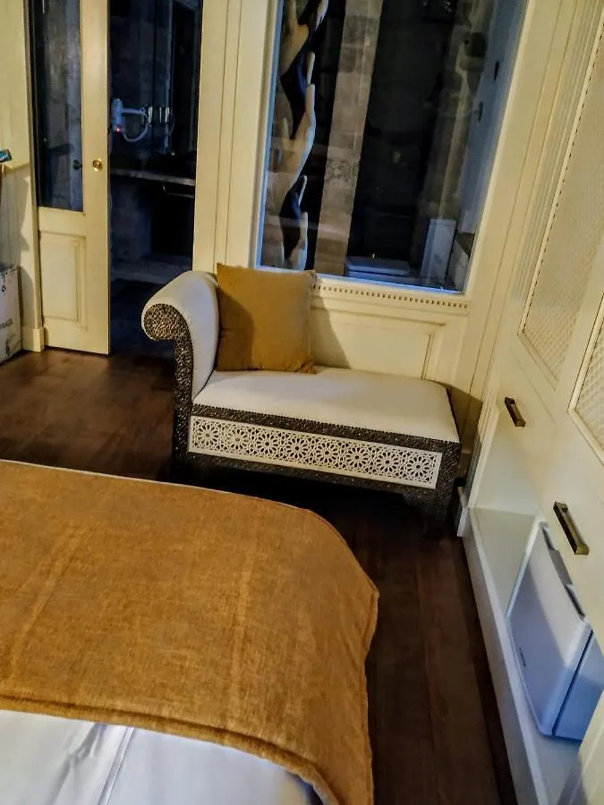 רונדה Arunda Luxury Boutique Hotel